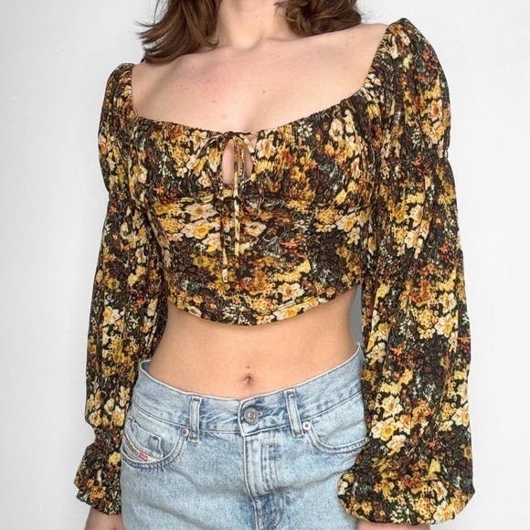 Urban Outfitters‎ Yellow Cropped Blouse - Picture 1 of 5